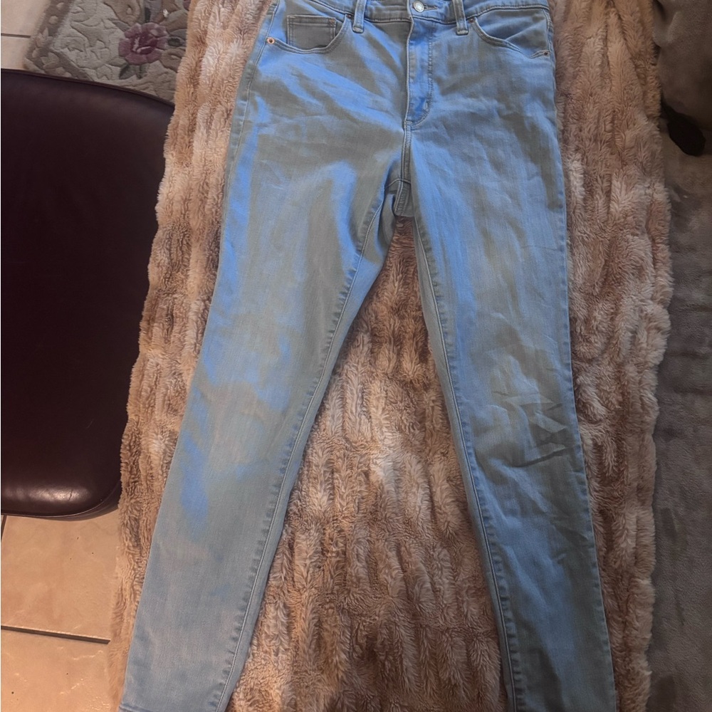 Universal Thread Light Blue Skinny Jeans